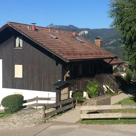 Uhl אוברסטדורף